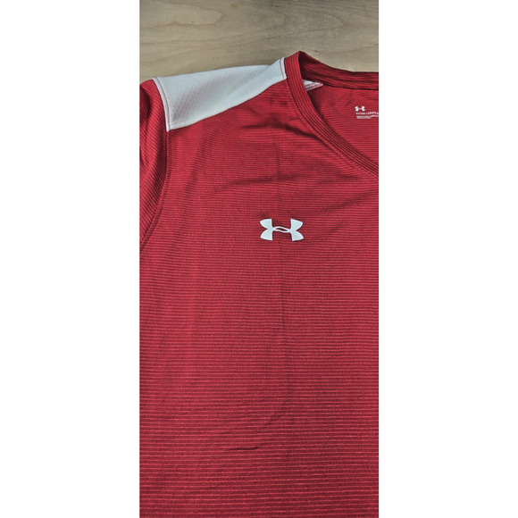 Under Armour Womens Soccer Jersey XL Red Threadborne Match Heat Gear Fitted V - Picture 5 of 11